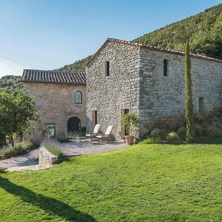 别墅 Sleeps 8 With Pool And Air Con Palazzo Guglielmi