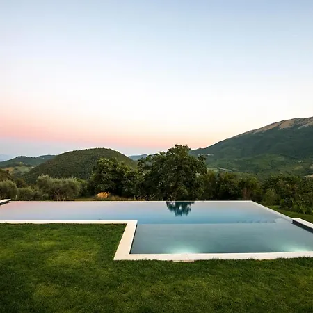 Sleeps 8 With Pool And Air Con 别墅 Palazzo Guglielmi